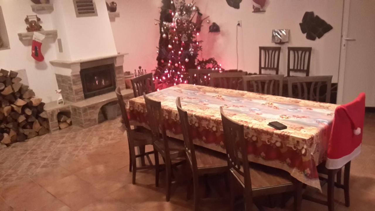 La Curtea Argeseana Appartement Valea Iasului Buitenkant foto