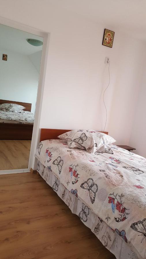 La Curtea Argeseana Appartement Valea Iasului Buitenkant foto