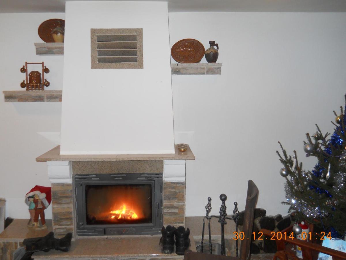La Curtea Argeseana Appartement Valea Iasului Buitenkant foto