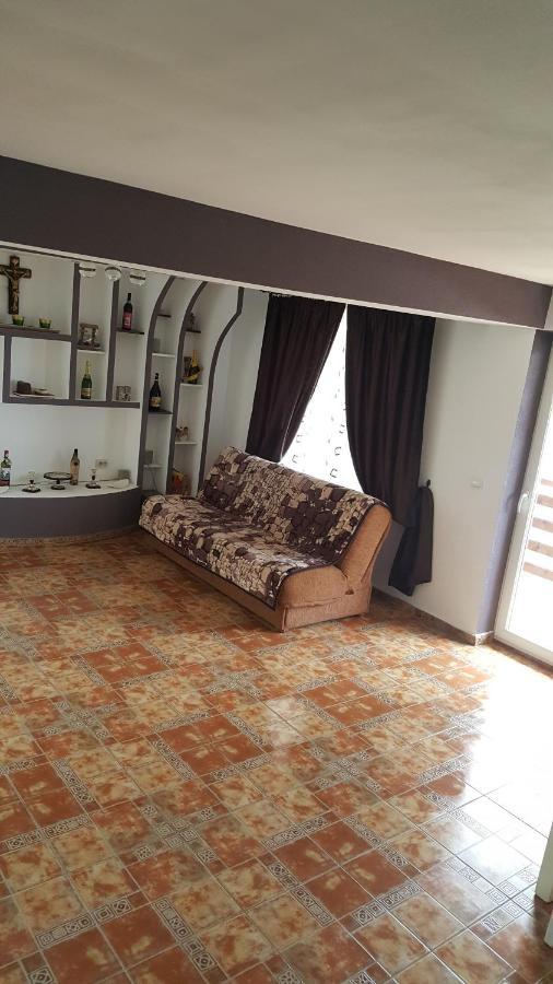 La Curtea Argeseana Appartement Valea Iasului Buitenkant foto