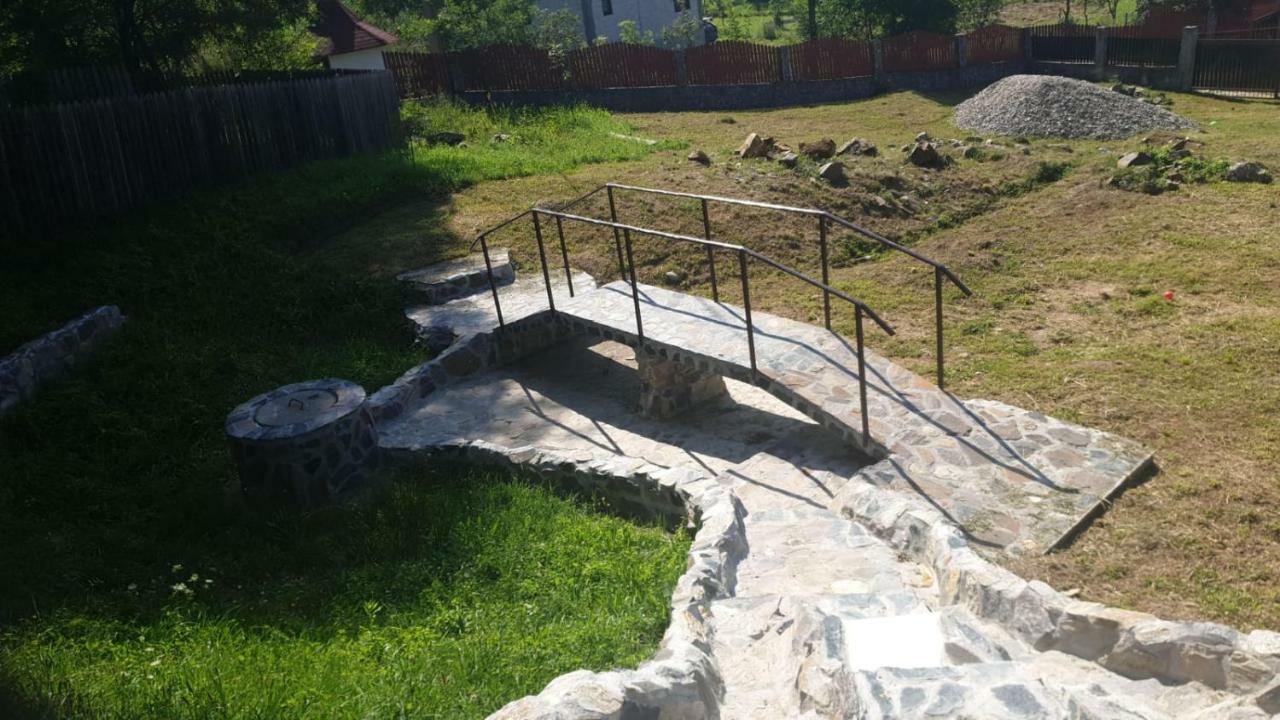 La Curtea Argeseana Appartement Valea Iasului Buitenkant foto
