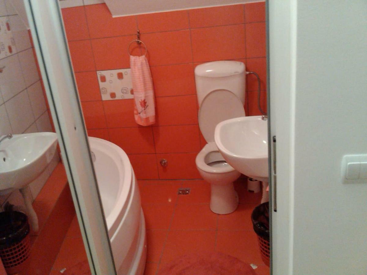 La Curtea Argeseana Appartement Valea Iasului Buitenkant foto