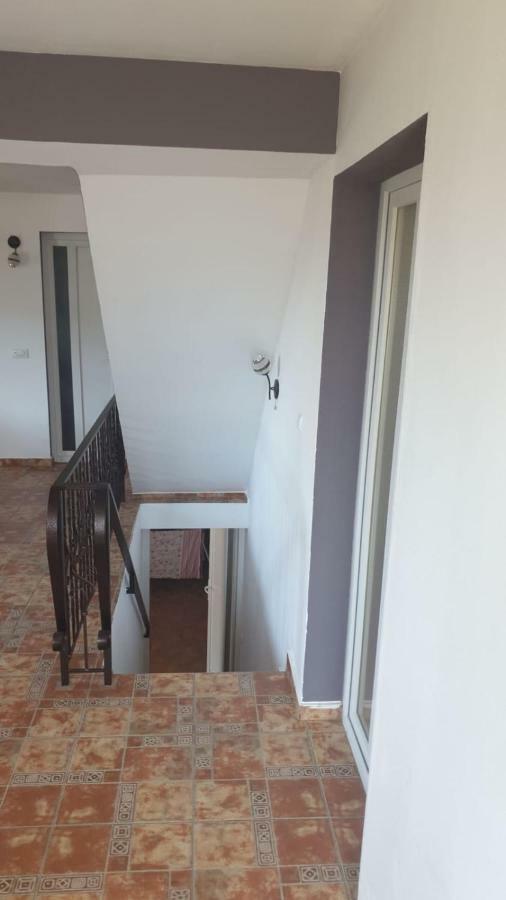 La Curtea Argeseana Appartement Valea Iasului Buitenkant foto